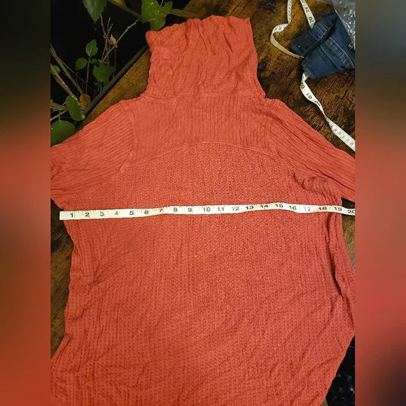 Free People hi low swing sweater stretchy boxy fit - Picture 3 of 13